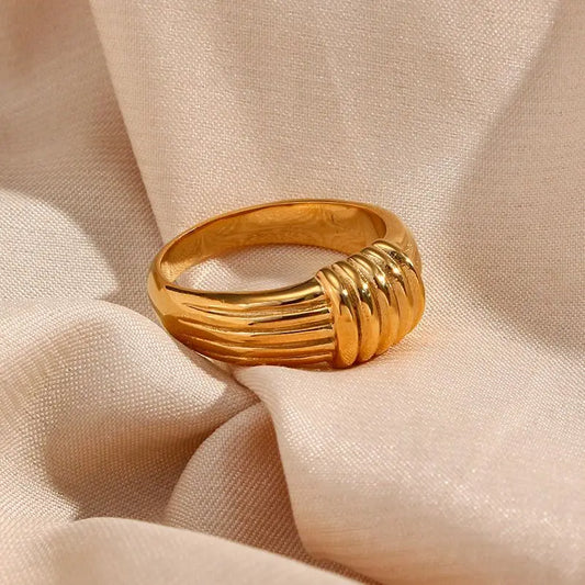 Knot Ring