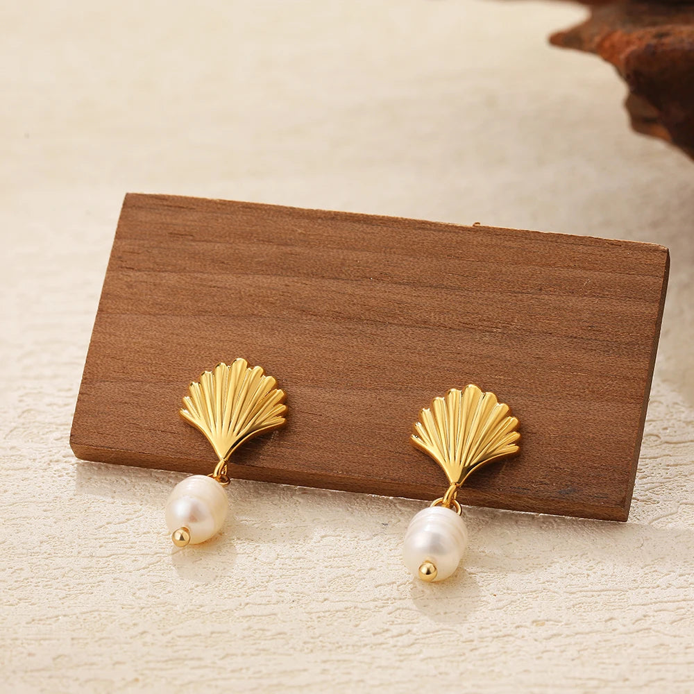 Pearl Shell Earring