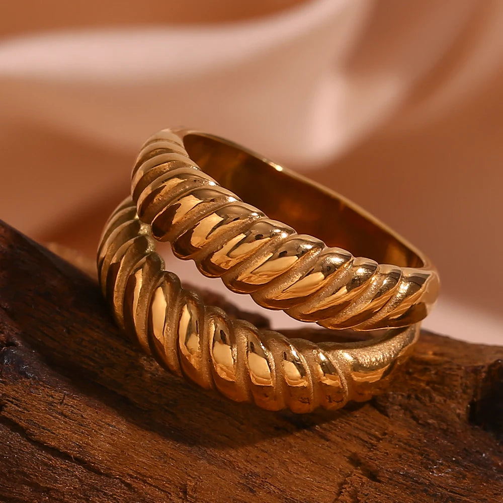 Double Layer Croissant Ring