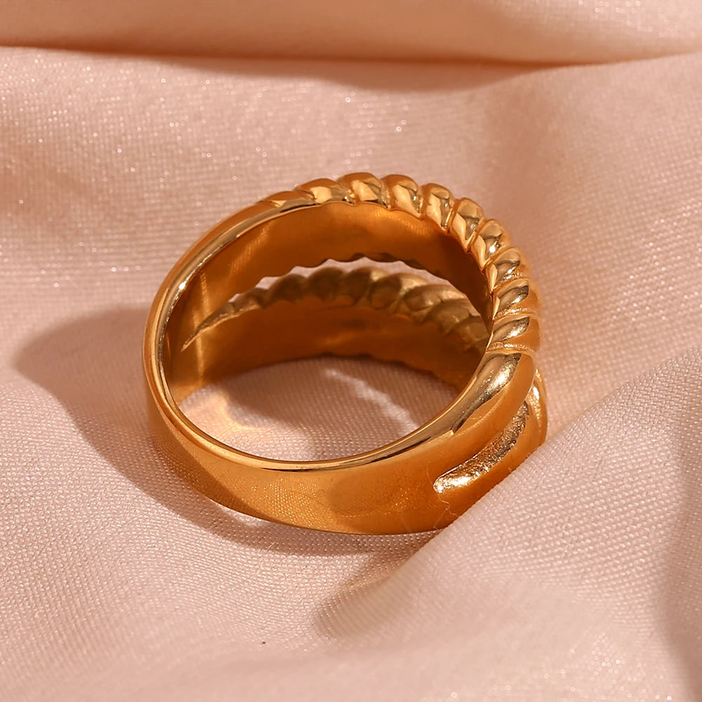 Double Layer Croissant Ring